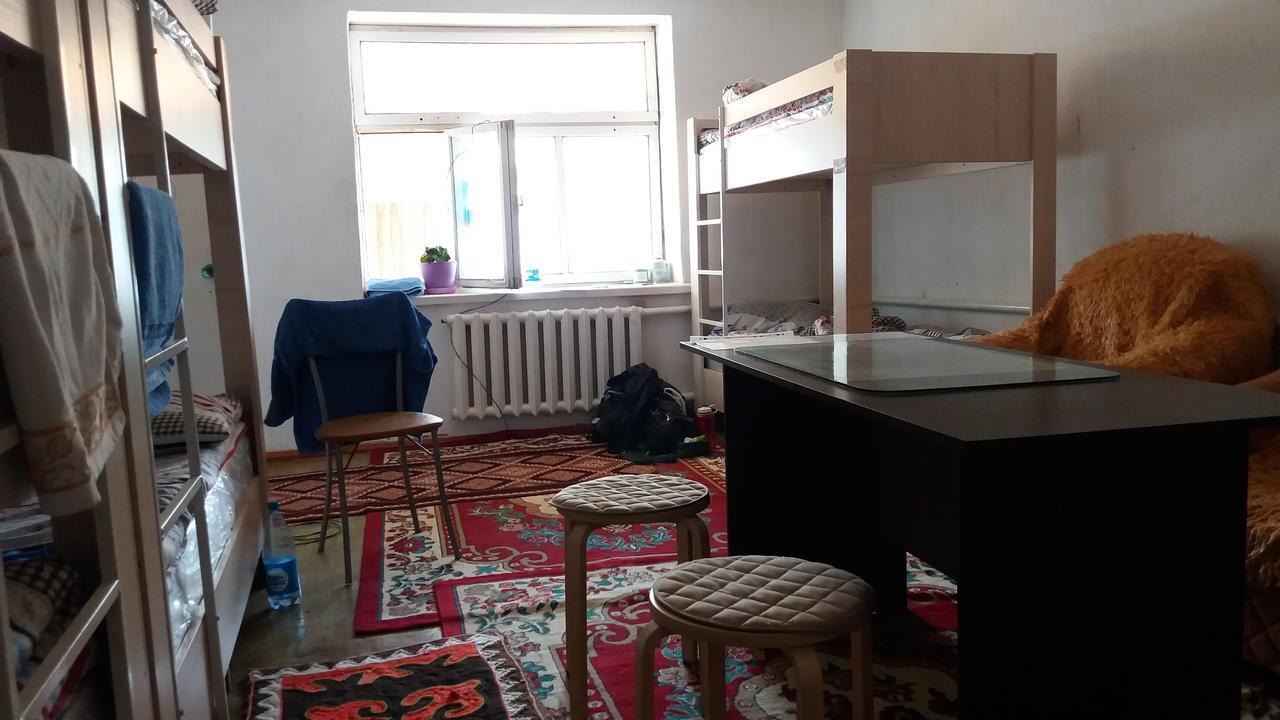 Happy Hostel In Kochkor ภายนอก รูปภาพ